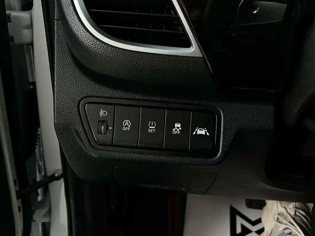 Kia KX3 — фото 8