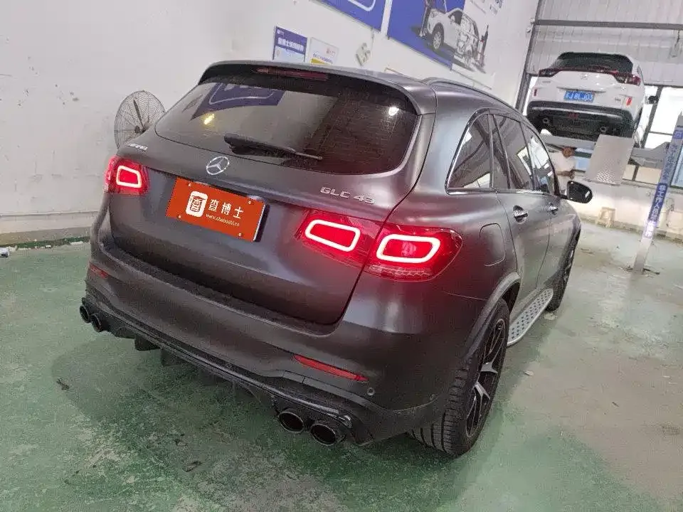 Mercedes-Benz GLC AMG — фото 4