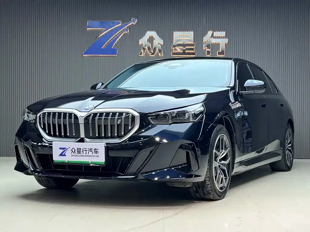BMW i5 — фото 1