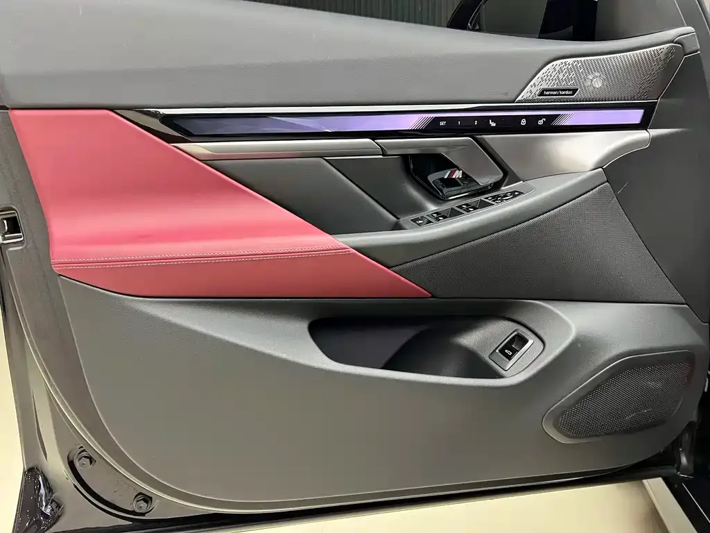 BMW i5 — фото 3