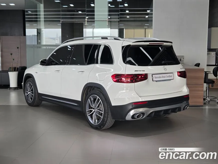 Mercedes-Benz GLB-Class — фото 7