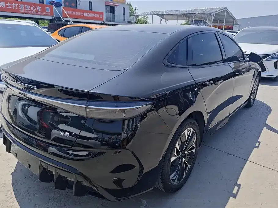 BYD Seal — фото 10