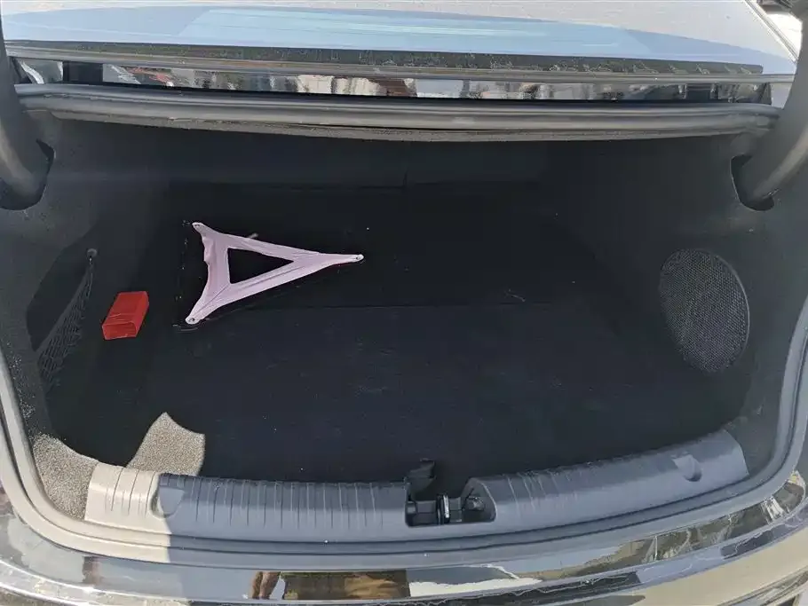 BYD Seal — фото 3