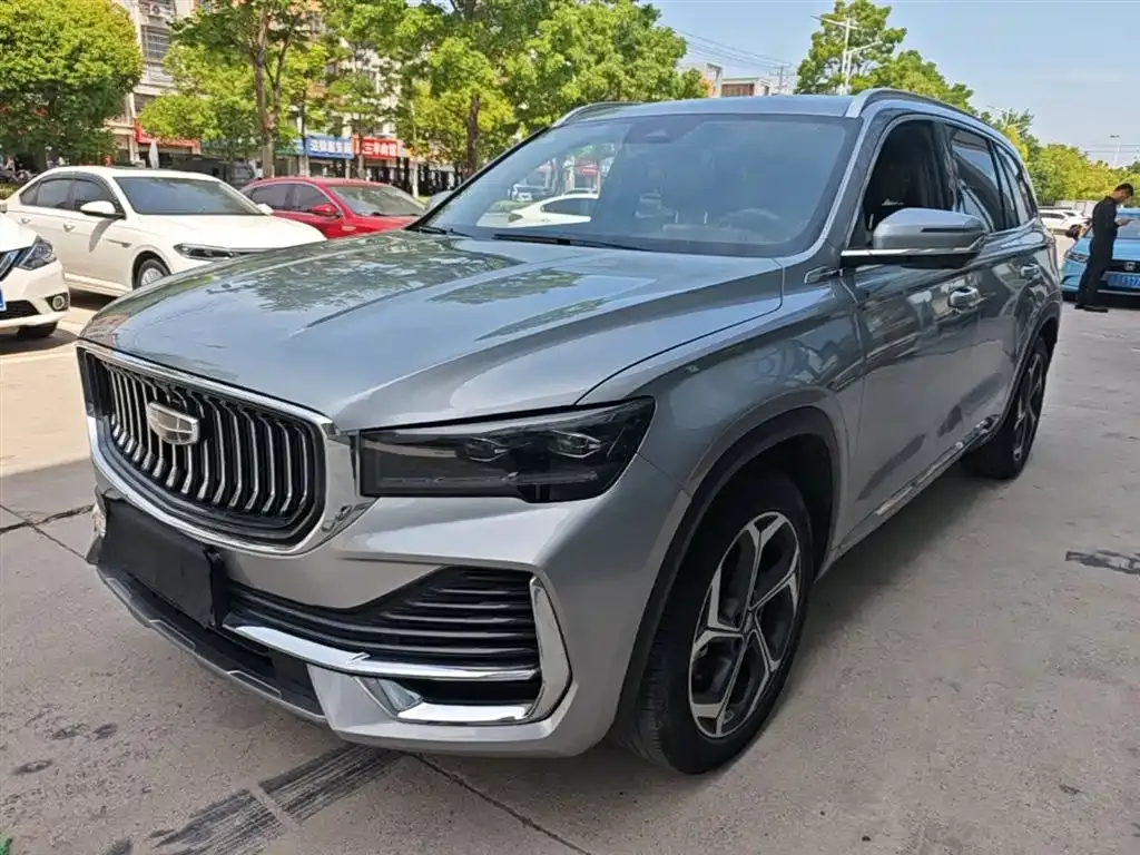 Geely Xingyue L — фото 1