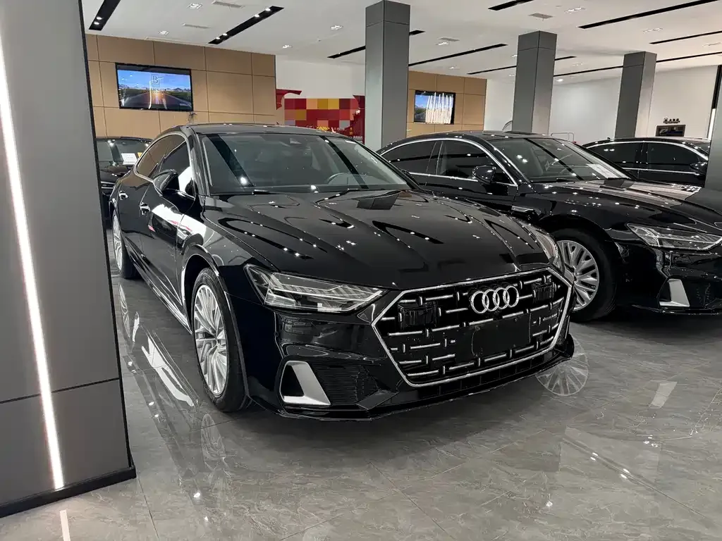 Audi A7L — фото 6