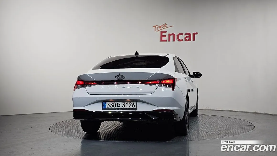 Hyundai AVANTE — фото 4