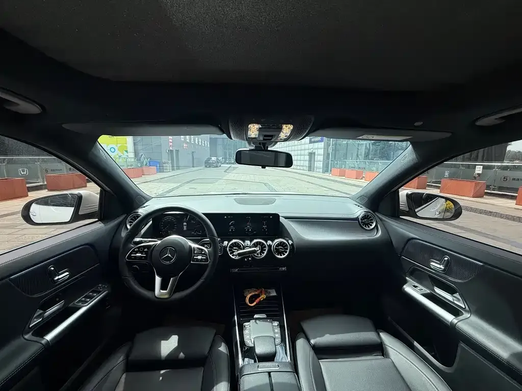 Mercedes-Benz GLA — фото 5