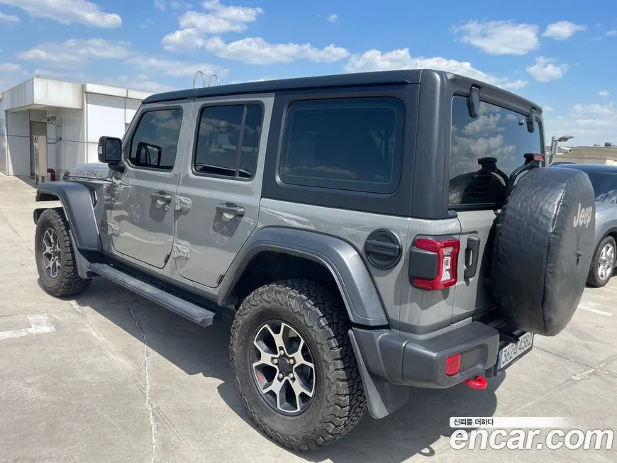 Jeep Wrangler — фото 9
