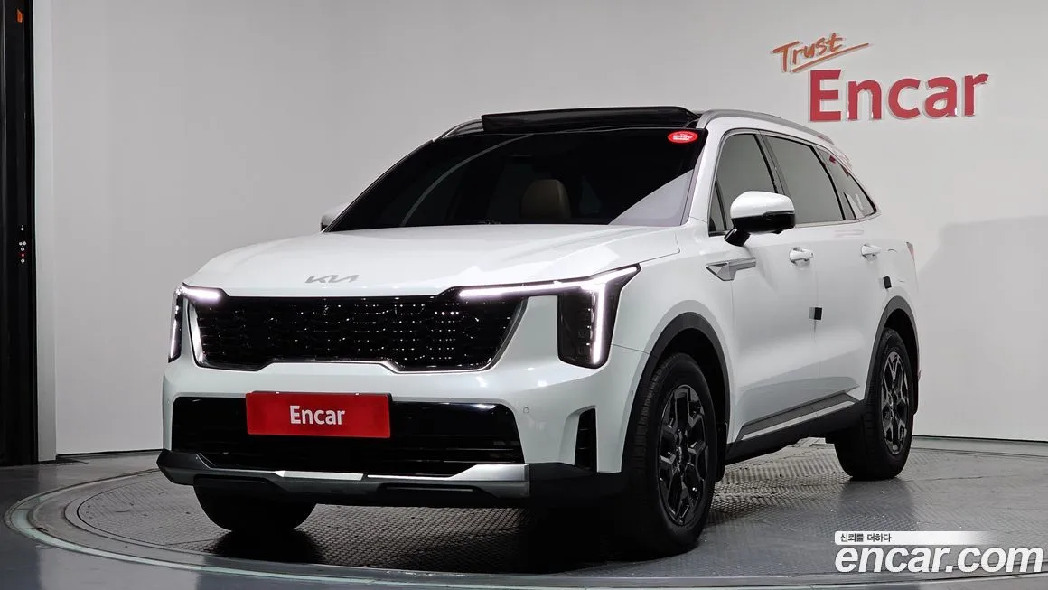 Kia Sorento — фото 1