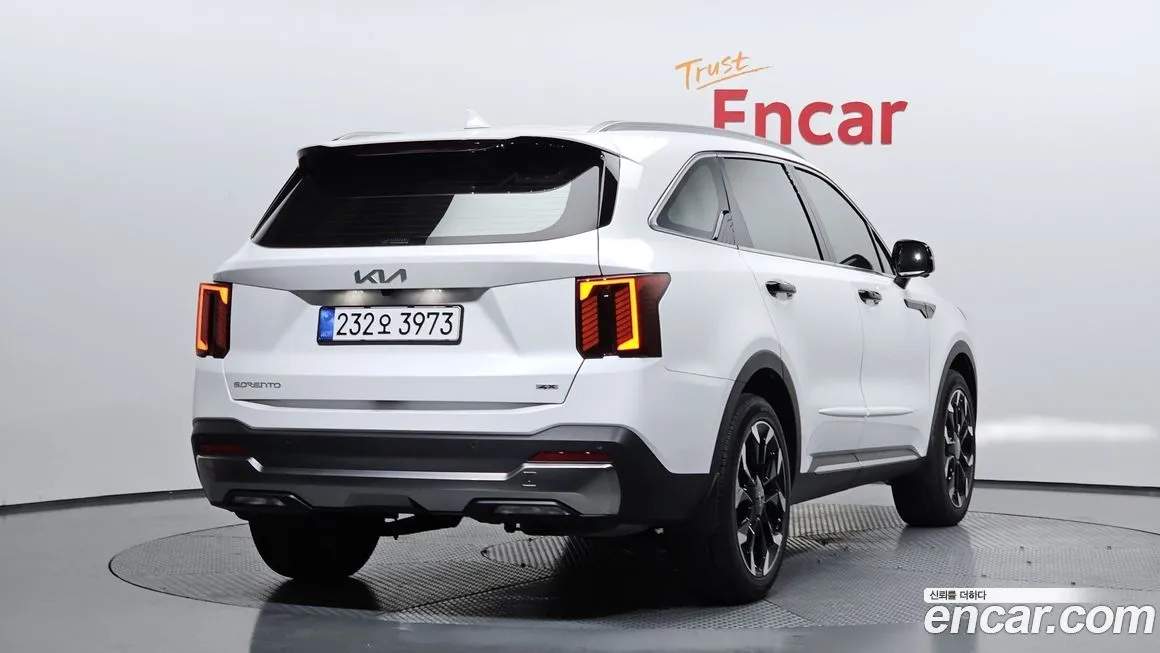 Kia Sorento — фото 4