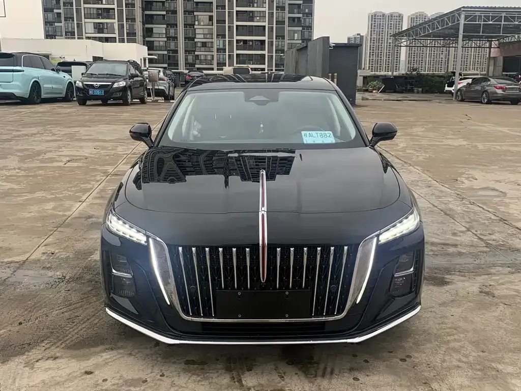 Hongqi H5 — фото 4