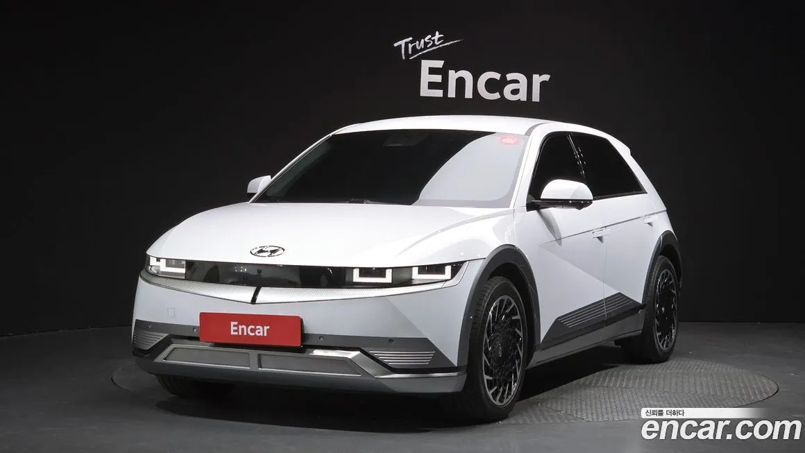 Hyundai Ioniq5 — фото 1