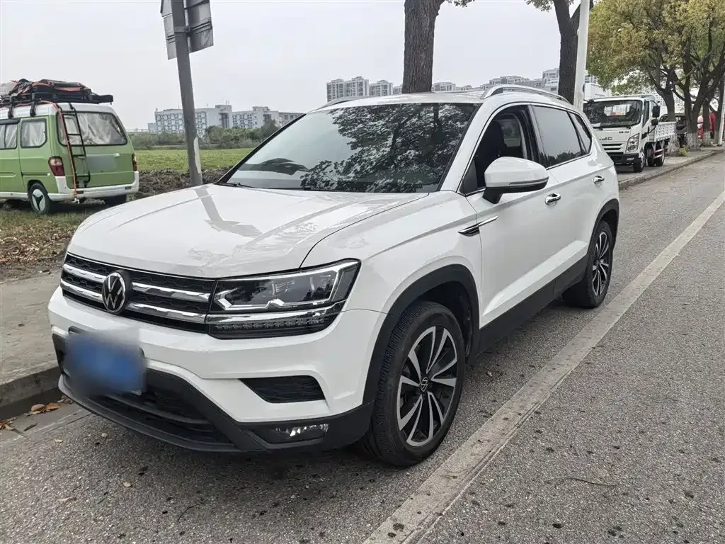 Volkswagen Tharu — фото 7
