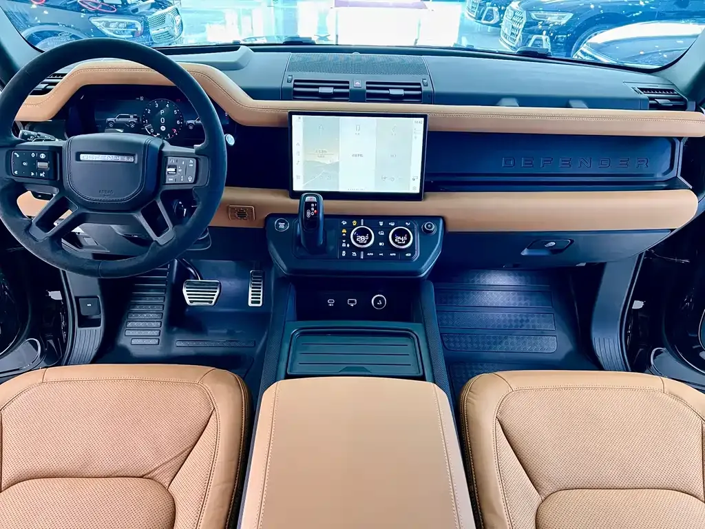 Land Rover Defender — фото 10