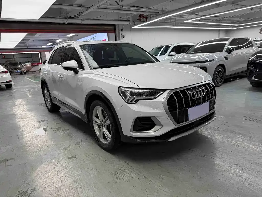 Audi Q3 — фото 4