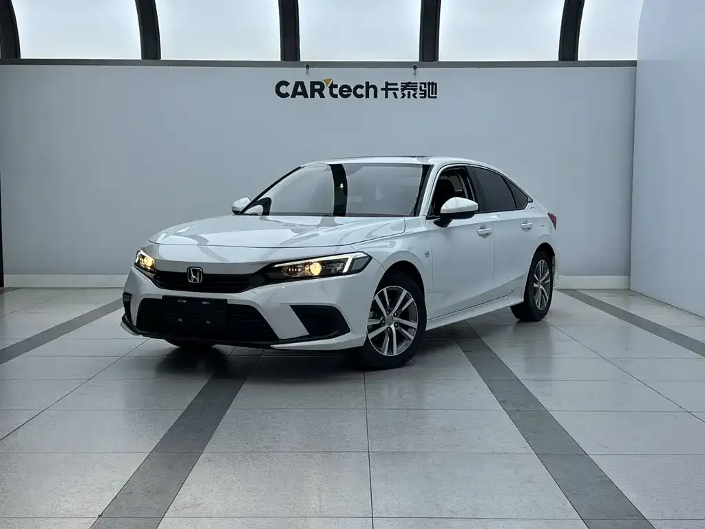 Honda Civic — фото 1
