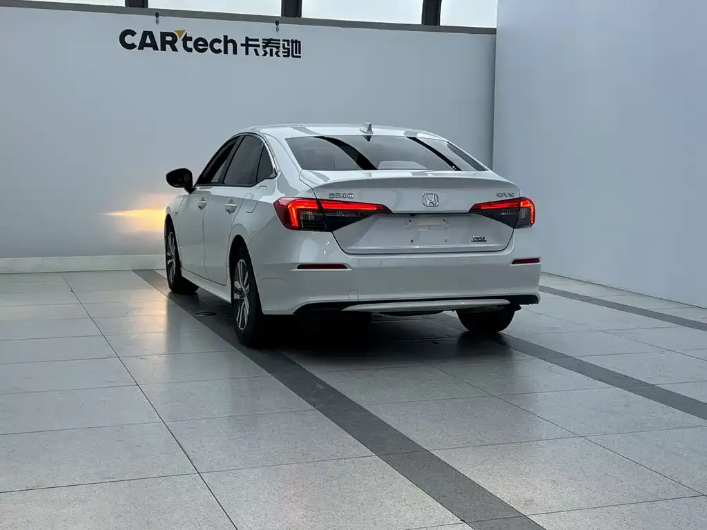 Honda Civic — фото 6