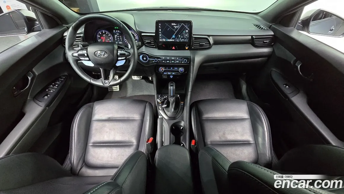 Hyundai Veloster — фото 8