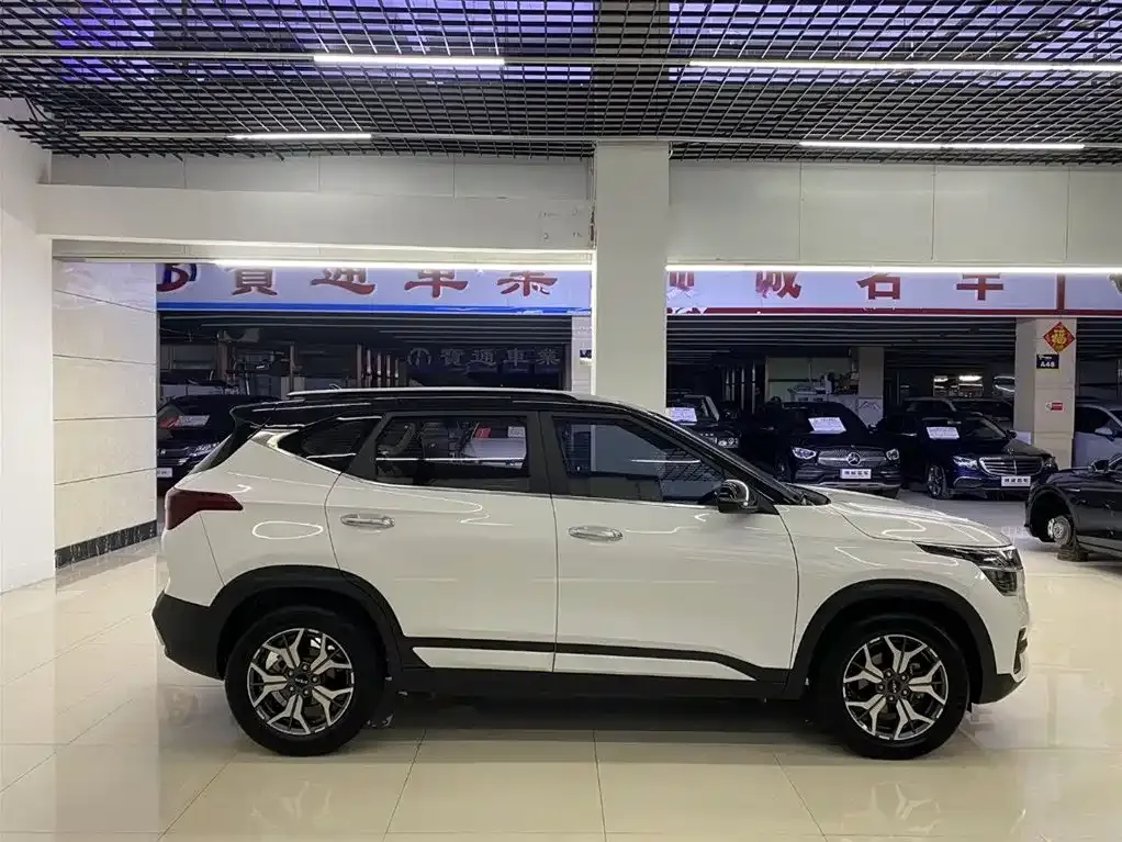 Kia KX3 — фото 4