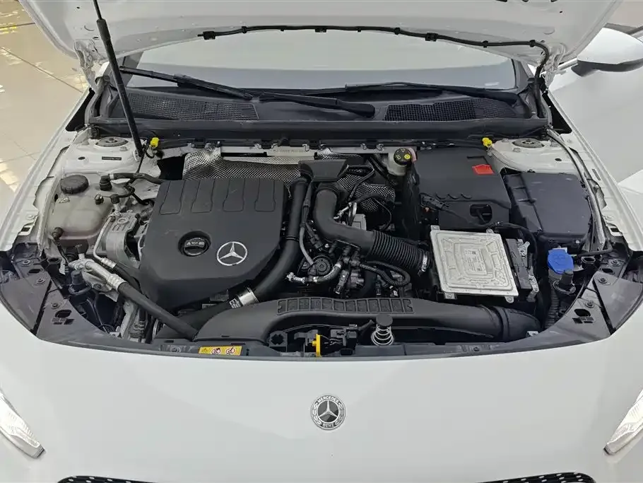 Mercedes-Benz A-Class — фото 9