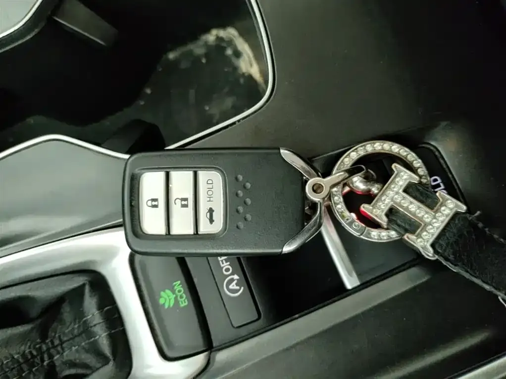 Honda Accord — фото 2