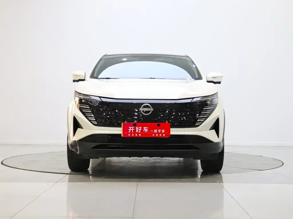 Nissan Qashqai — фото 1
