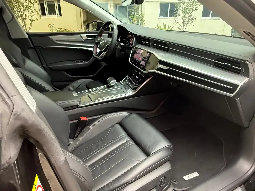 Audi A7 — фото 10