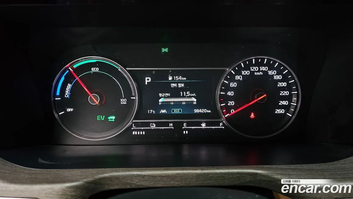 Kia Sorento — фото 6