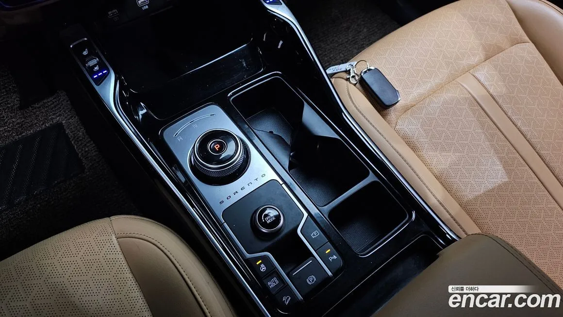 Kia Sorento — фото 10