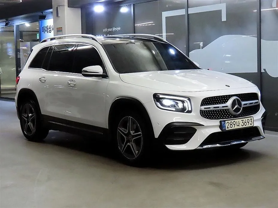 Mercedes-Benz GLB-Class — фото 1