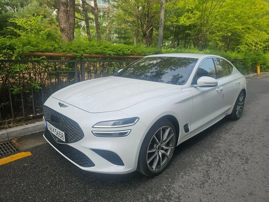 Genesis G70 — фото 1