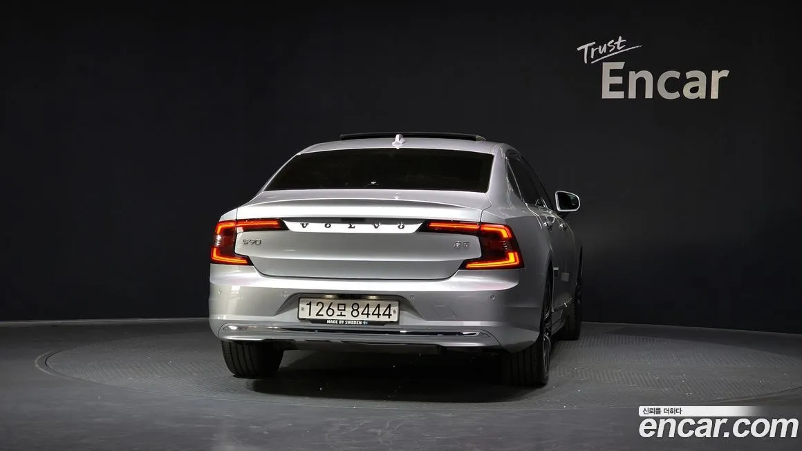 Volvo S90 — фото 2