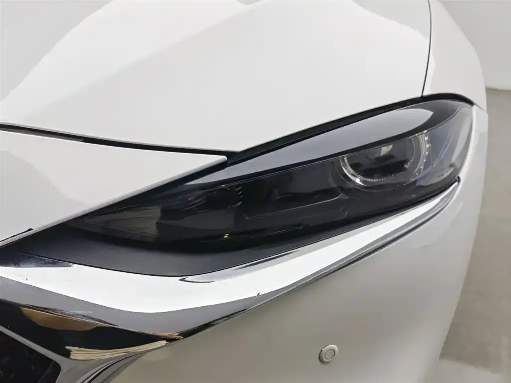 Mazda CX-4 — фото 4