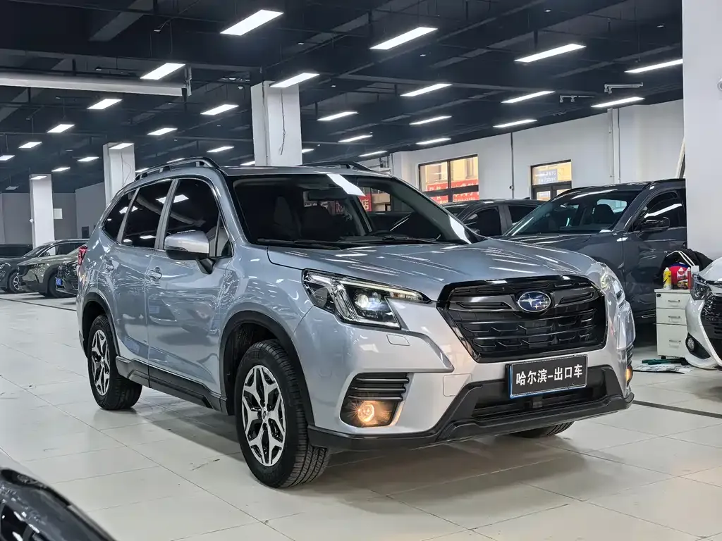 Subaru Forester — фото 9