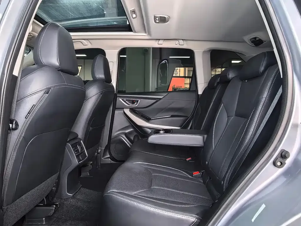 Subaru Forester — фото 6