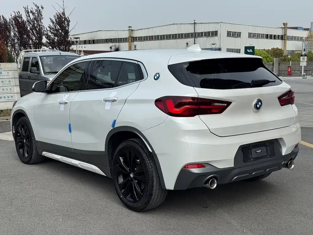 BMW X2 — фото 10