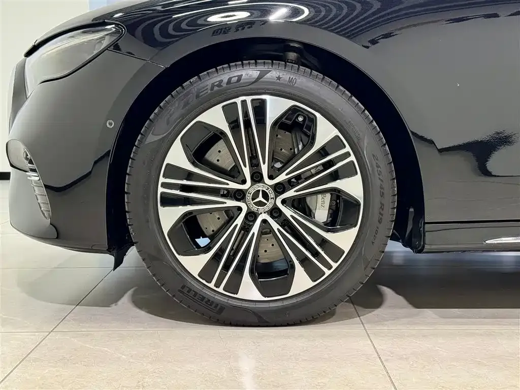 Mercedes-Benz E-Class New Energy — фото 3