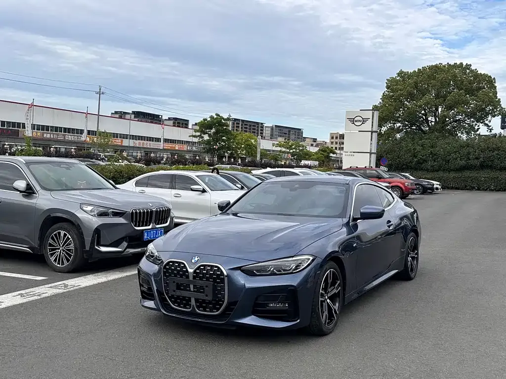 BMW 4 Series — фото 1