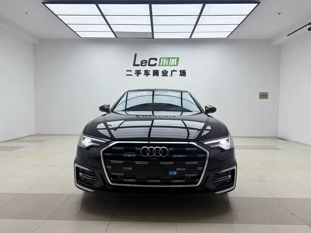 Audi A6L — фото 5
