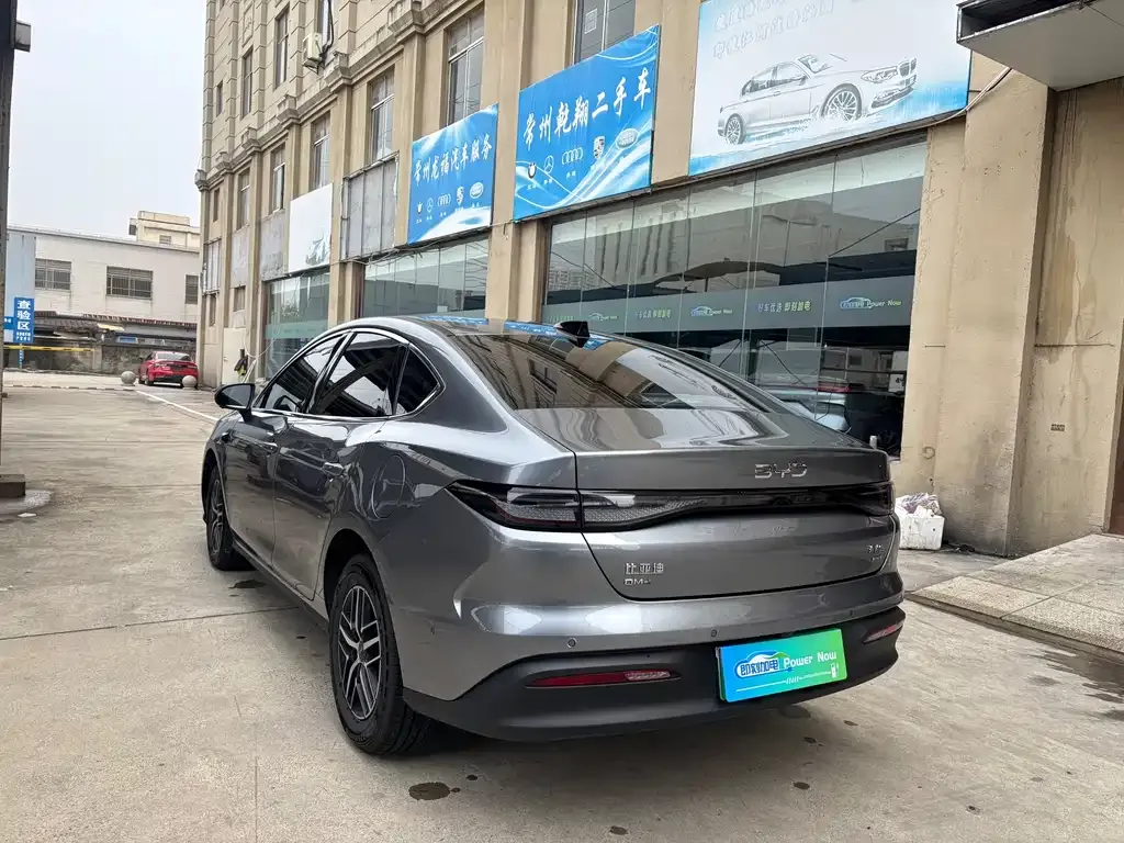 BYD Seal 05 DM-i — фото 3