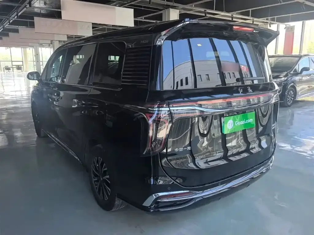 Hongqi HQ9 PHEV — фото 4