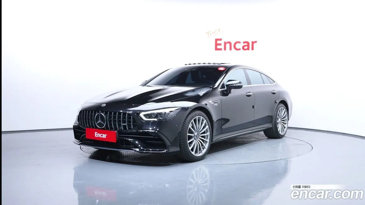 Mercedes-Benz AMG GT — фото 1