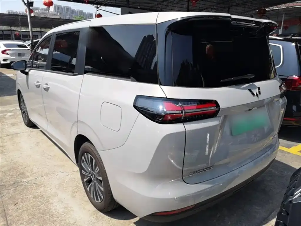 Wuling Starlight 730 New Energy — фото 4