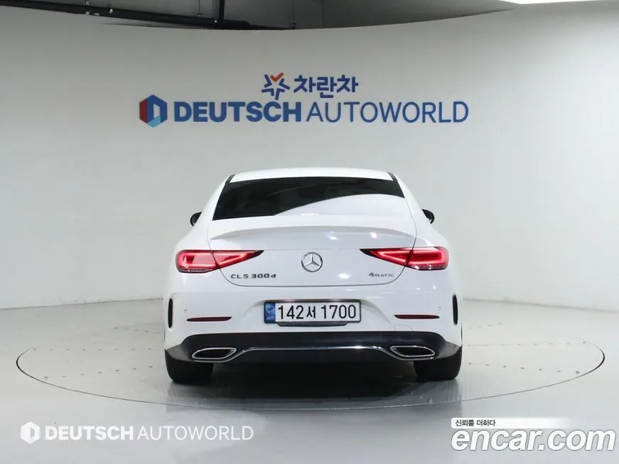 Mercedes-Benz CLS-Class — фото 10