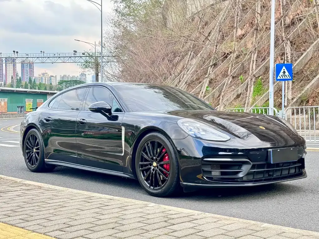 Porsche Panamera — фото 10