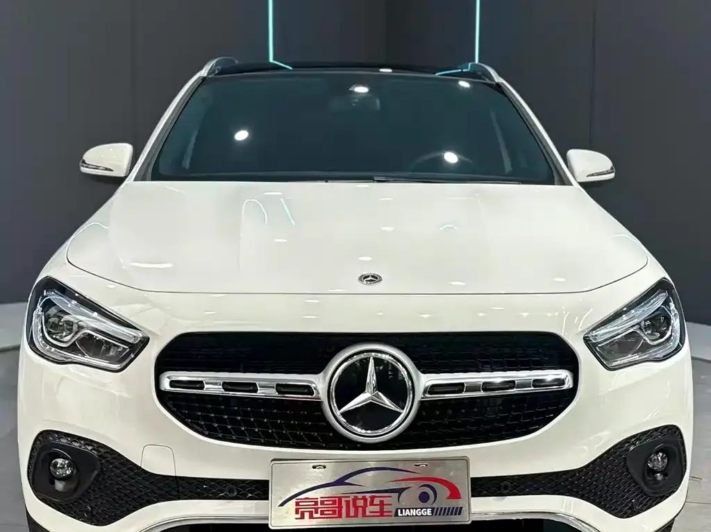 Mercedes-Benz GLA — фото 10