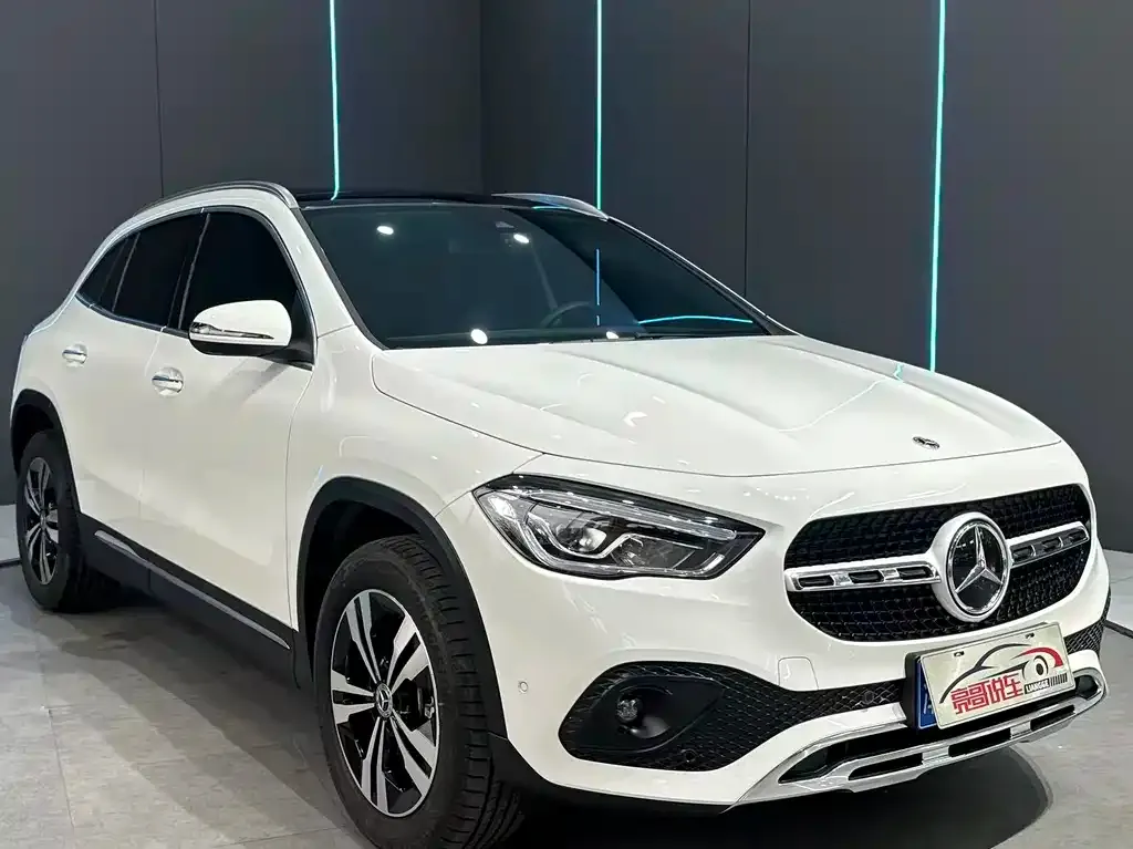 Mercedes-Benz GLA — фото 5