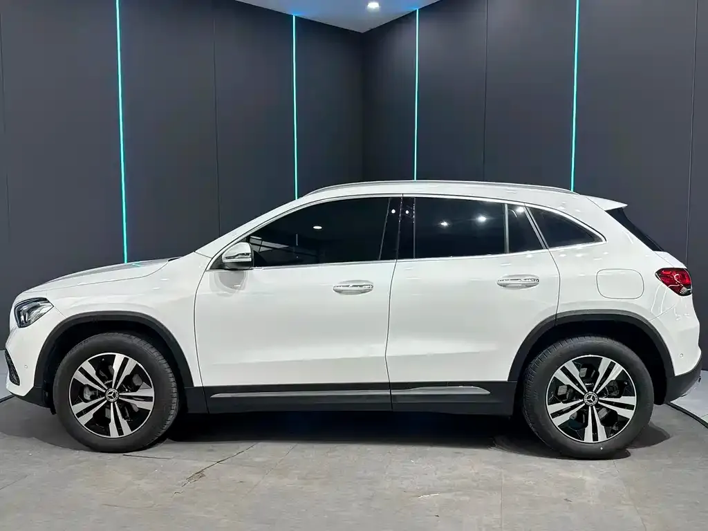 Mercedes-Benz GLA — фото 2