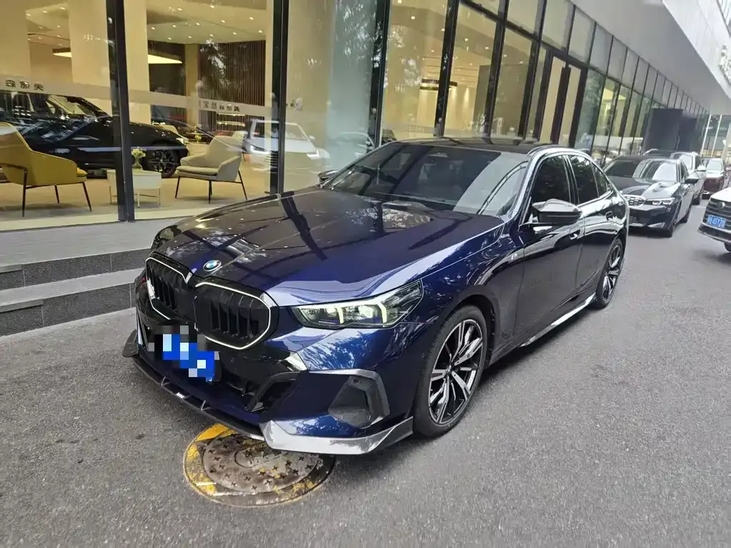 BMW 5 Series (Import) — фото 1