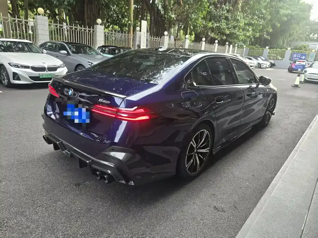BMW 5 Series (Import) — фото 9